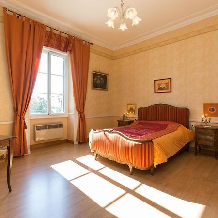 Chambres D'Hotes Du Chalet De Caharet Pipriac Екстериор снимка