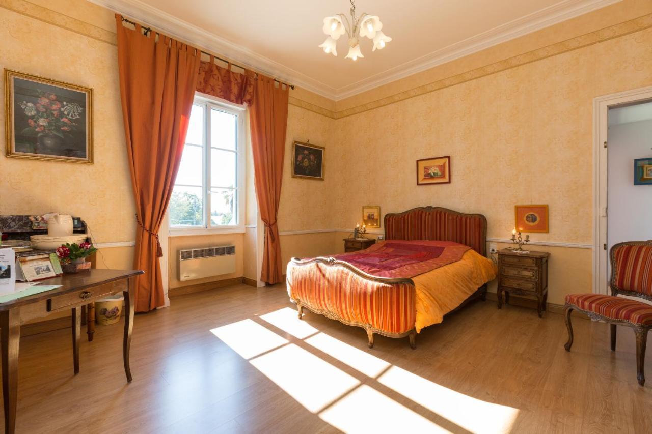 Chambres D'Hotes Du Chalet De Caharet Pipriac Екстериор снимка